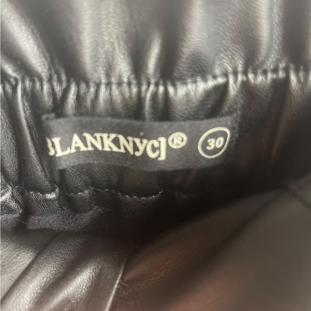 Blank NYC Black Faux Leather Paper Bag High Waist Pants Belted Size 30 - Picture 7 of 12